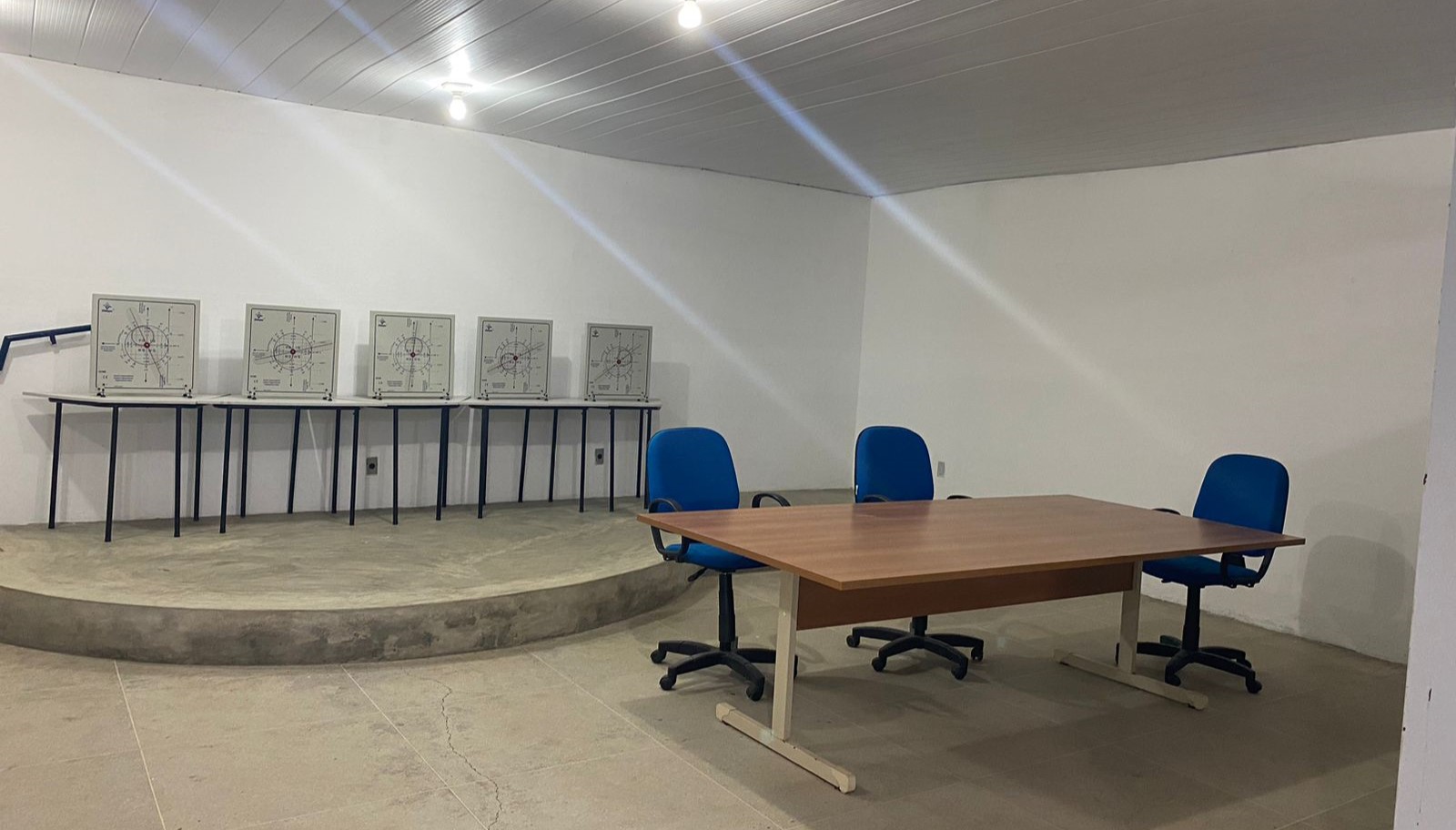 Biblioteca 1 Taperoá