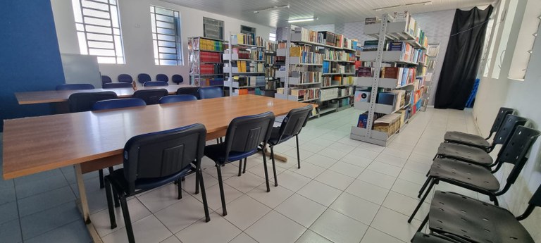 Biblioteca polo pombal 