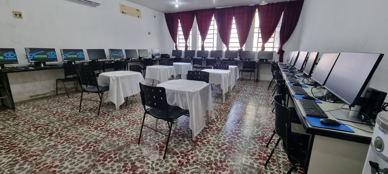 Laboratório polo pombal 