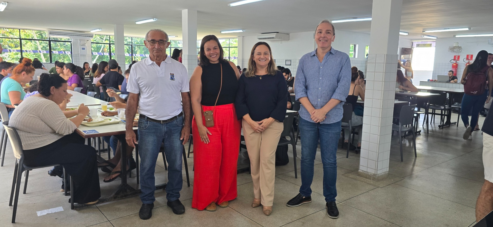 Visita RU.jpg Visita RU.jpg