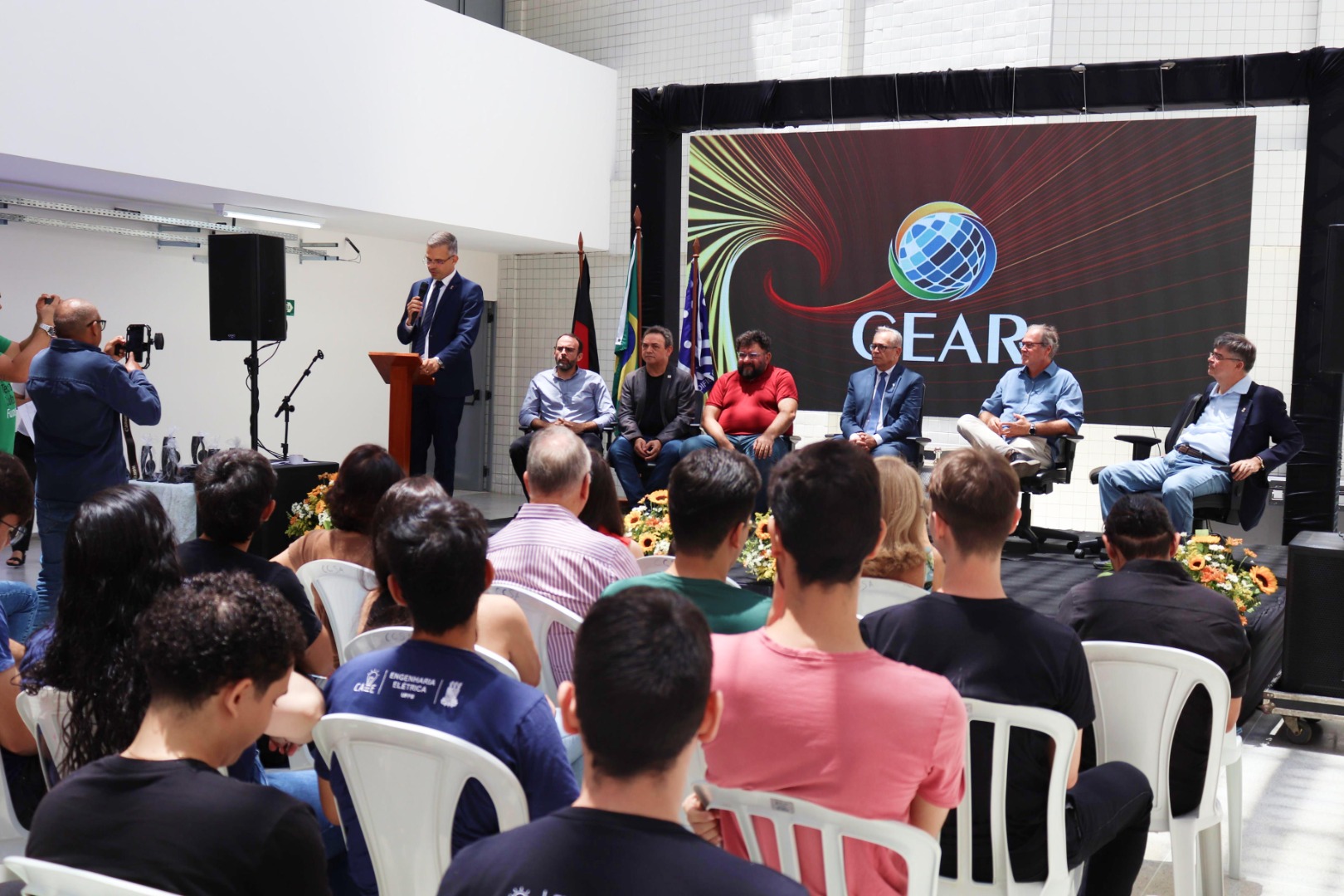 061120244.jpg 061120244.jpg